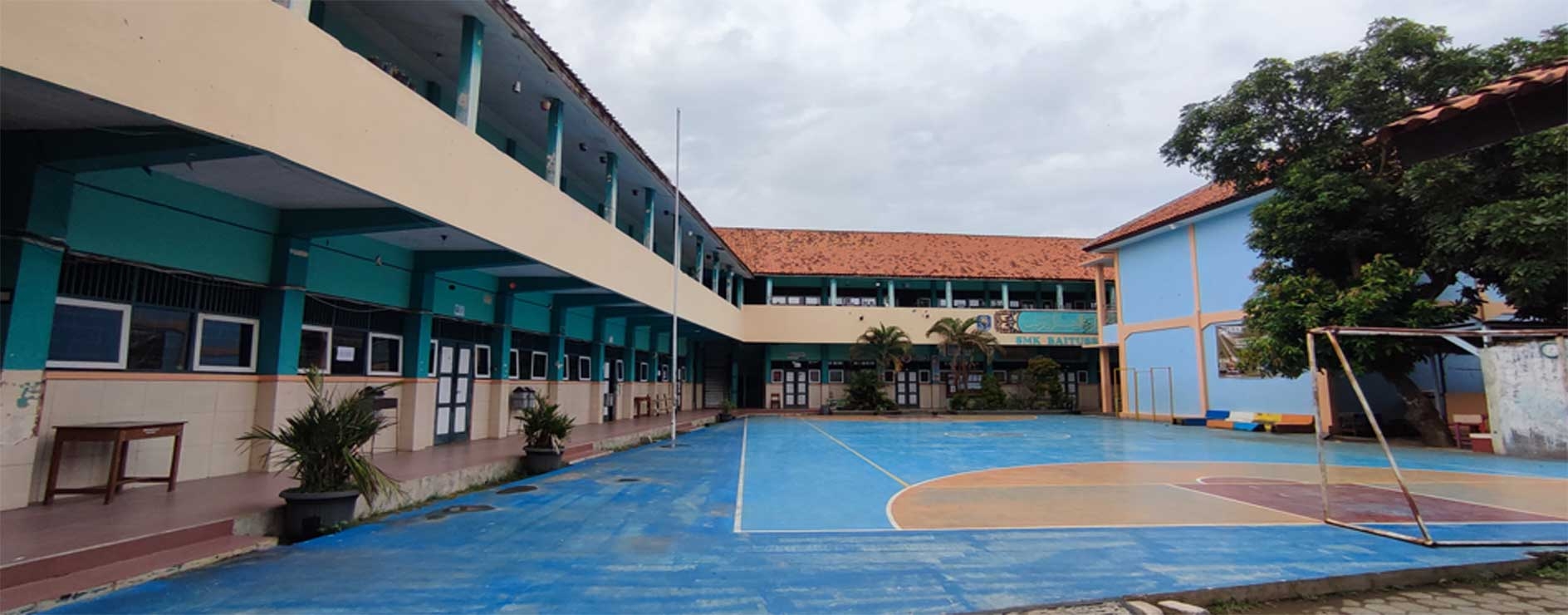 SMK BAITUSSALAM PEKALONGAN SMK BAITUSSALAM PEKALONGAN